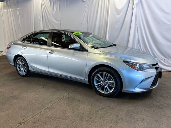 2017 Toyota Camry SE Sedan - cars & trucks - by dealer - vehicle... for sale in Tigard, OR – photo 2