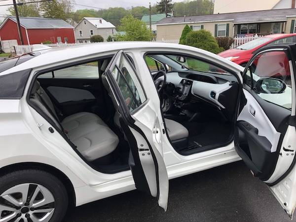 2016 TOYOTA PRIUS 4 LOADED HEATED LEATHER - - by for sale in Penns Creek PA, PA – photo 22