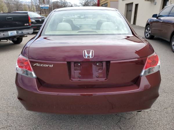 2009 Honda Accord One Owner 4 - cylinder - - by for sale in Warwick, MA – photo 5
