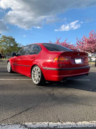 2004 BMW 330i ZHP Imola Red on Alcantara PENDING for sale in Mamaroneck, NY – photo 6