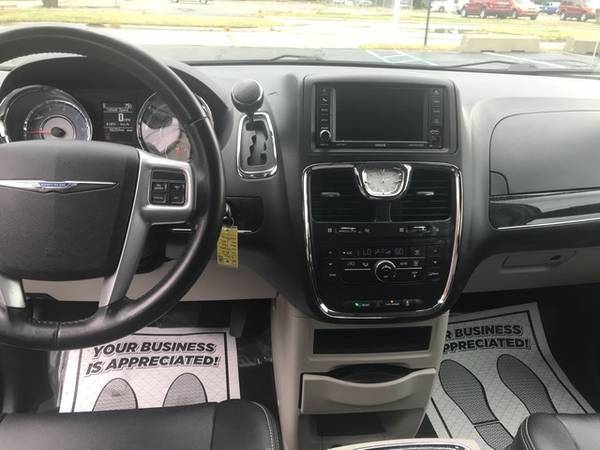 2014 CHRYSLER TOWN & COUNTRY TOURING Warranty Available - cars &... for sale in Warren, MI – photo 16