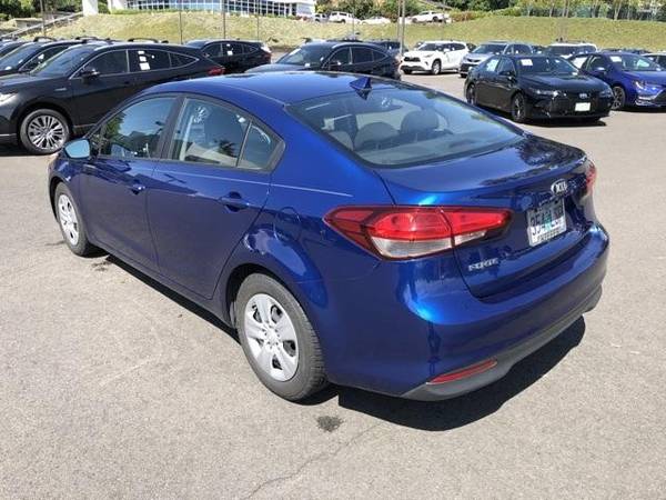 2018 Kia Forte LX CALL/TEXT - - by dealer - vehicle for sale in Gladstone, OR – photo 3