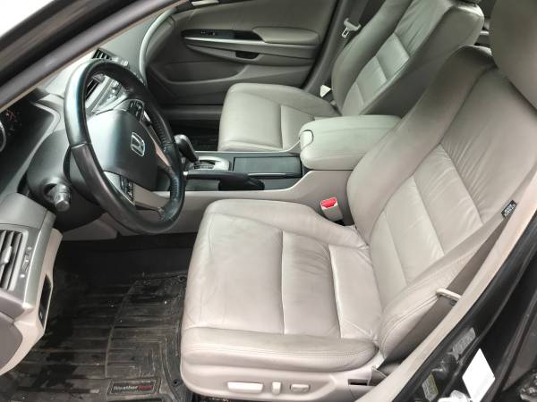 2009 honda accord runs great! priced to move - - by for sale in Holiday, FL – photo 9