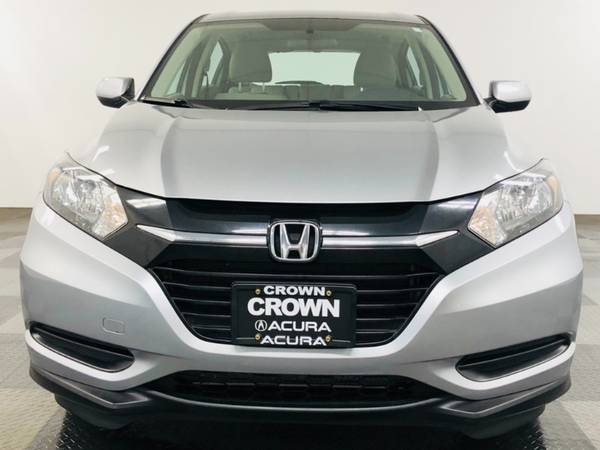 2017 HRV Only 5k mi AWD 1 Owner 31mpg Camera LOOKS NEW, leather BT... for sale in Maplewood, MO – photo 3