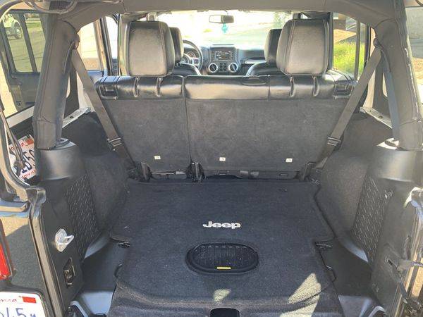 2016 Jeep Wrangler Unlimited Rubicon Hard Rock LOW MILES! CLEAN TITLE㈴ for sale in Norco, CA – photo 18