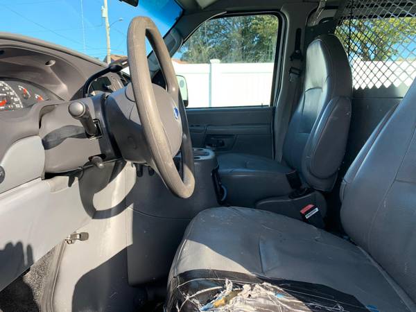 Ford econoline E250 Cargo van for sale in Oceanside, NY – photo 11
