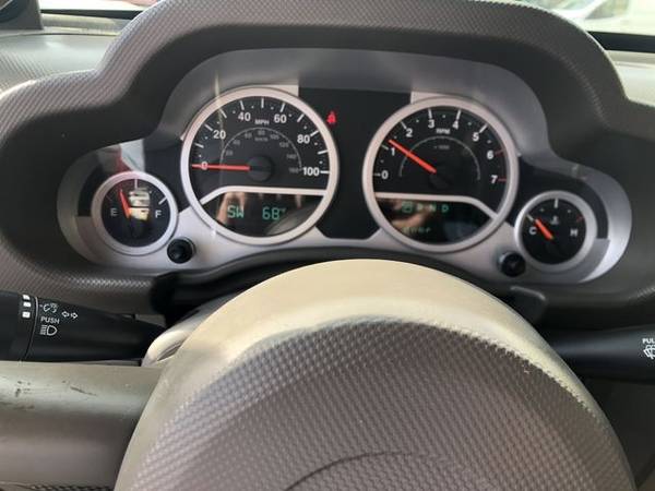 2007 Jeep Wrangler Unlimited Sahara Sport Utility 4D - cars & trucks... for sale in CHANTILLY, District Of Columbia – photo 18