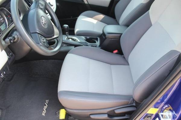 2015 TOYOTA RAV 4 RAV4 XLE 4D Crossover SUV for sale in Seaford, NY – photo 9