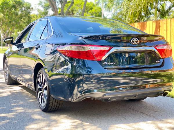 2017 TOYOTA CAMRY SE - - by dealer - vehicle for sale in Hollywood, FL – photo 16