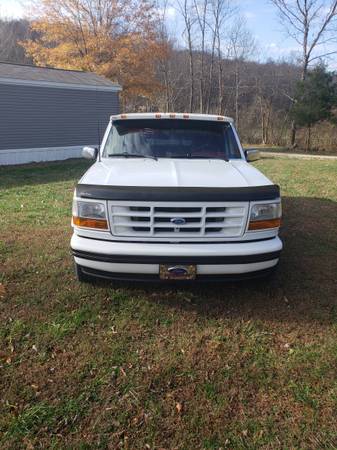 1993 Ford F150 Mark 3 - cars & trucks - by owner - vehicle... for sale in Bloomfield, IN – photo 2