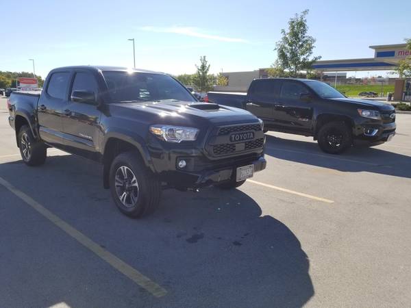 2018 Toyota Tacoma TRD Sport 4 Door Crew Cab for sale in milwaukee, WI – photo 5