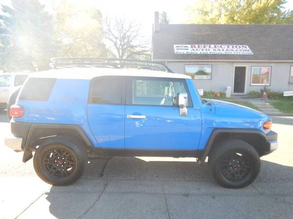 2007 Toyota FJ Cruiser - Low Rates Available! - cars & trucks - by... for sale in Oakdale, MN – photo 3