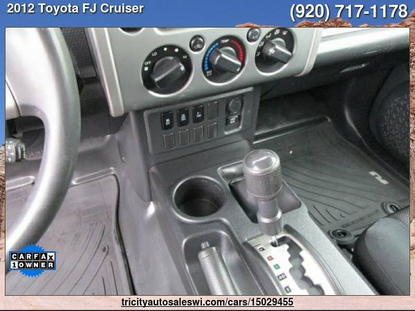 2012 TOYOTA FJ CRUISER BASE 4X4 4DR SUV 5A Family owned since 1971 for sale in MENASHA, WI – photo 16