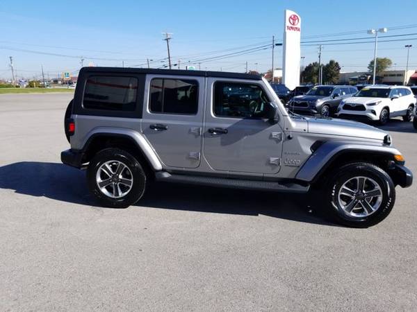 2019 Jeep Wrangler Unlimited Sahara 4X4 - - by dealer for sale in Somerset, KY – photo 5