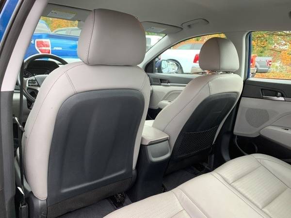 2017 Hyundai Elantra Limited Sedan for sale in Gladstone, OR – photo 24