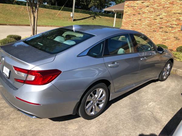 2019 Honda Accord LX - cars & trucks - by owner - vehicle automotive... for sale in Muscle Shoals, AL – photo 4