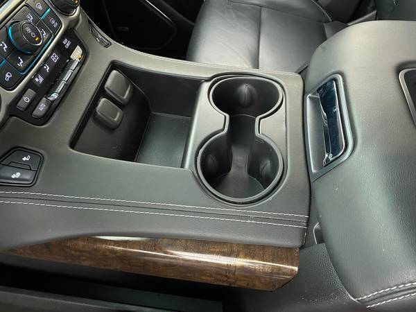 2017 Chevy Chevrolet Suburban LT Sport Utility 4D suv Black -... for sale in Atlanta, CA – photo 22