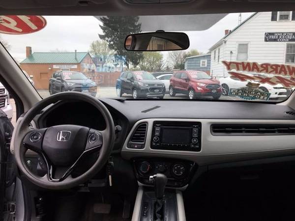 2019 Honda HRV LX hatchback Silver - - by dealer for sale in Mansfield, OH – photo 14