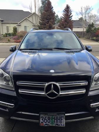 2012 Mercedes Benz GL450 - cars & trucks - by owner - vehicle... for sale in Roseburg, OR – photo 2