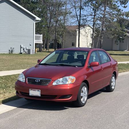 2007 Toyota Corolla LE for sale in Rothschild, WI – photo 2