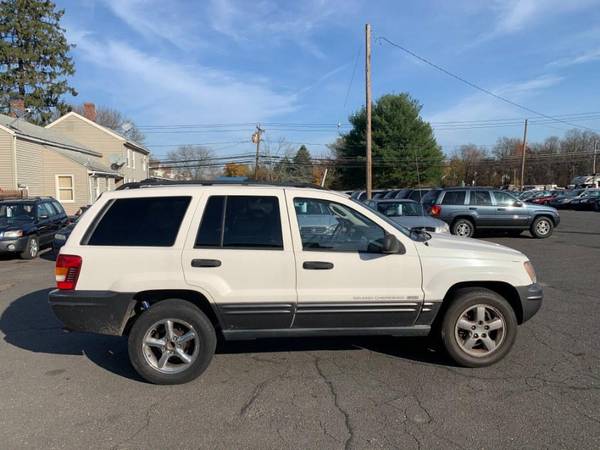 2004 Jeep Grand Cherokee 4dr Laredo 4WD - cars & trucks - by dealer... for sale in East Windsor, CT – photo 8
