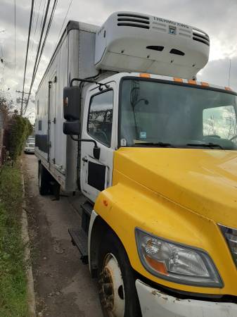 2008 hino 268 truck needs engine - cars & trucks - by owner -... for sale in Brightwaters, NY – photo 2