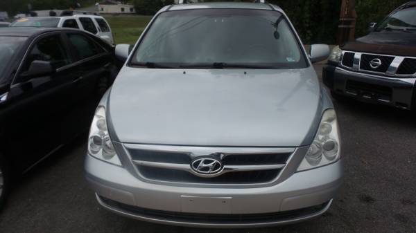 2007 Hyundai Entourage Limited - cars & trucks - by dealer - vehicle... for sale in Upper Marlboro, District Of Columbia – photo 2