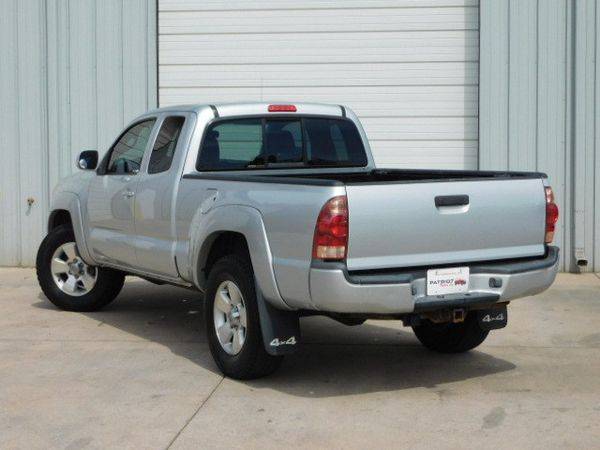 2006 Toyota Tacoma Access Cab V6 4WD - MOST BANG FOR THE BUCK! for sale in Colorado Springs, CO – photo 4