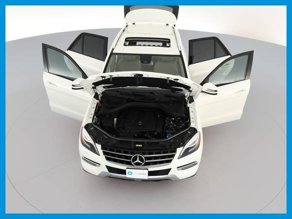 2013 Mercedes-Benz M-Class ML 350 4MATIC Sport Utility 4D suv White for sale in San Bruno, CA – photo 22