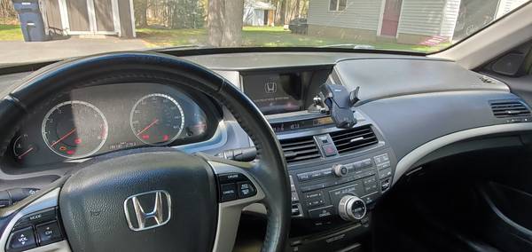 2012 Honda Accord EX-L V6 Manual Coupe w/Navigation for sale in Bangor, ME – photo 6