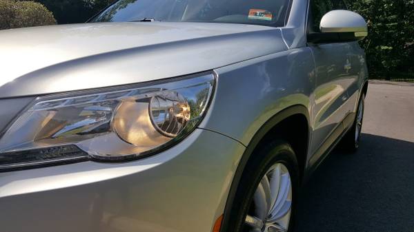 2011 VOLKSWAGEN TIGUAN LIMITED FULL LOADED EXCELLENT CONDITION for sale in Westbury , NY – photo 21