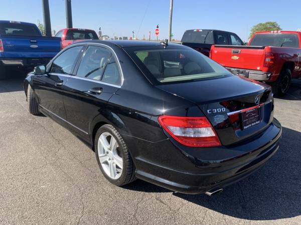 2011 MERCEDES-BENZ C-CLASS C300 4MATIC - cars & trucks - by dealer -... for sale in Chenoa, IL – photo 7