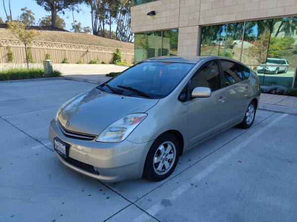 2005 Toyota Prius 45Mpg Super Clean - cars & trucks - by owner -... for sale in San Diego, CA – photo 2