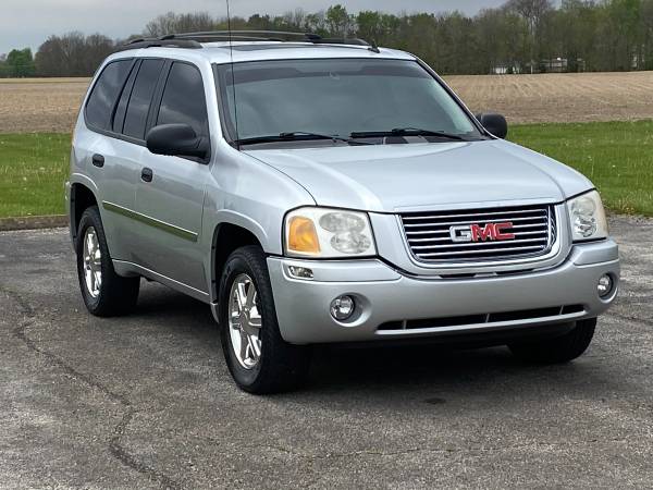 2009 GMC Envoy 4X4 only 123, 000 miles No Rust! 6450 for sale in Chesterfield Indiana, IN – photo 4