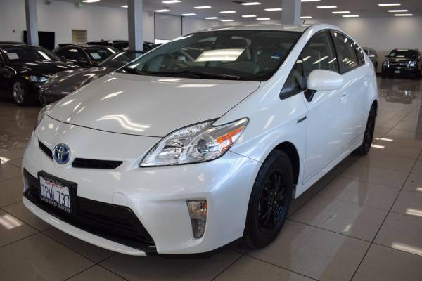 2015 Toyota Prius Three 4dr Hatchback 100s of Vehicles - cars & for sale in Sacramento , CA – photo 3
