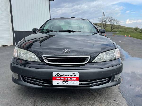2000 Lexus ES 300 Base 4dr Sedan 1 Country Dealer-SEE us at for sale in Ponca, IA – photo 9
