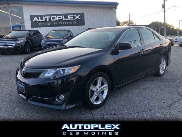 2013 Toyota Camry SE for sale in URBANDALE, IA