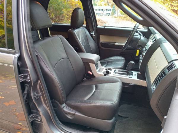 2010 Mercury Mariner (ONLY 100K MILES) - cars & trucks - by dealer -... for sale in Warsaw, IN – photo 19