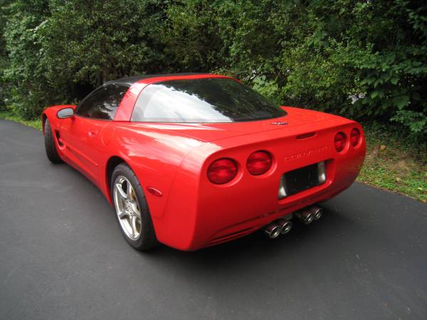 2004 Chevrolet Corvette - Extra Clean - cars & trucks - by owner -... for sale in Jenkintown, PA – photo 3