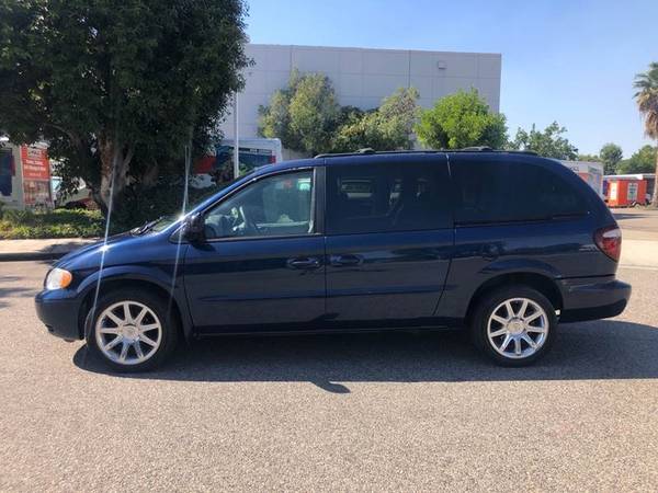 2002 Chrysler Town and Country eL 4dr Extended Mini Van for sale in Van Nuys, CA – photo 4
