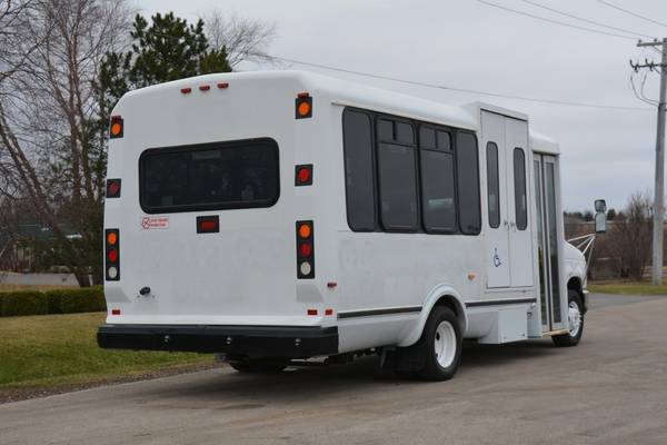 2010 Ford E-450 16 Passenger Paratransit Shuttle Bus for sale in Crystal Lake, WI – photo 8