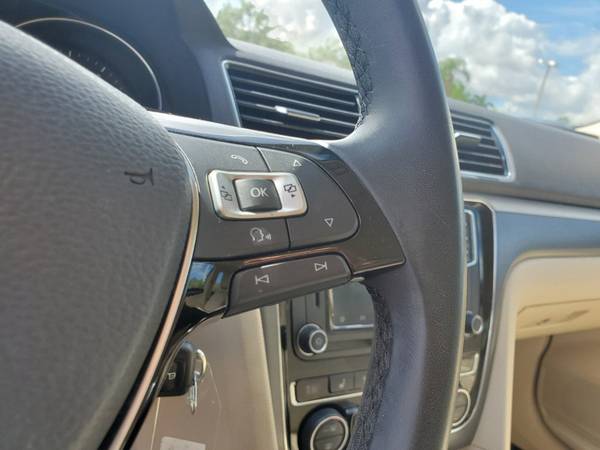 2017 *Volkswagen* *Passat* *R-Line w/Comfort Pkg Automa for sale in Coconut Creek, FL – photo 11
