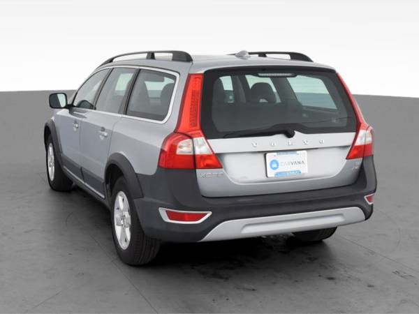 2010 Volvo XC70 3.2 Wagon 4D wagon Silver - FINANCE ONLINE - cars &... for sale in South Bend, IN – photo 8