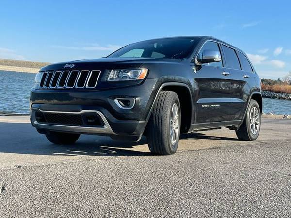 2014 Jeep Grand Cherokee - Financing Available! - cars & trucks - by... for sale in Junction City, NE – photo 11