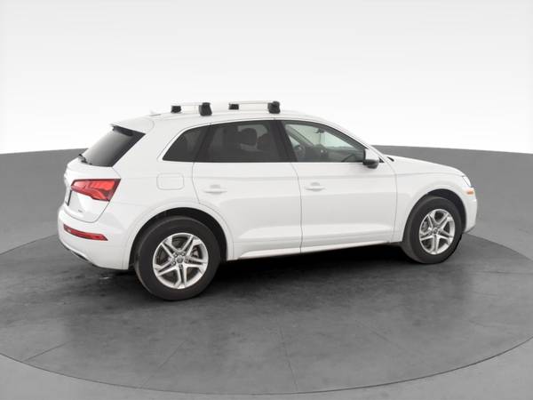 2019 Audi Q5 Premium Sport Utility 4D suv White - FINANCE ONLINE -... for sale in Chicago, IL – photo 12