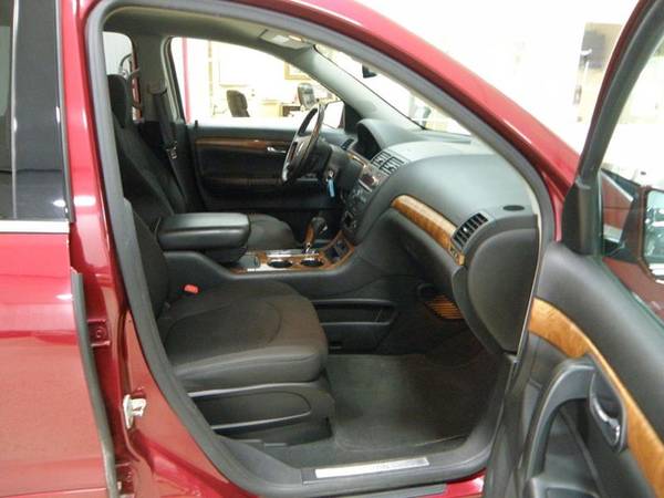 2007 SATURN OUTLOOK XR for sale in Rochester, MN – photo 18