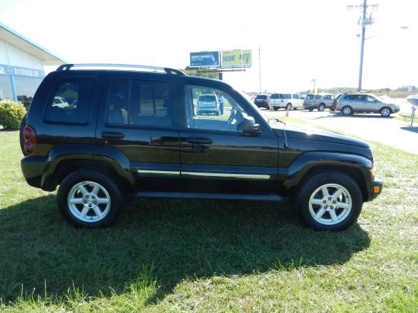 2005 Jeep Liberty Limited, Auto, V6, 4X4, Leather - cars & trucks -... for sale in Georgetown , DE – photo 6