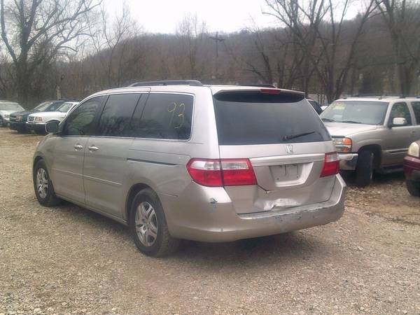 2005 Honda Odyssey EX w/Leather SPORTS VAN - - by for sale in Cleves, OH – photo 3