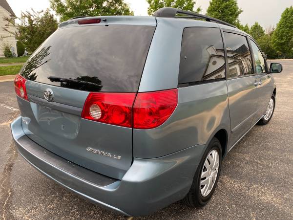 2009 Toyota Sienna LE Excellent Shape Clean Title Clean Record for sale in MANASSAS, District Of Columbia – photo 8