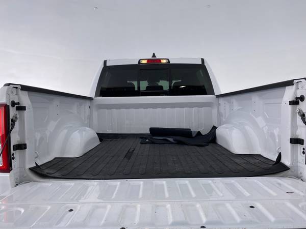 2019 Ram 1500 Crew Cab Big Horn Pickup 4D 5 1/2 ft pickup White - -... for sale in Rockford, IL – photo 24